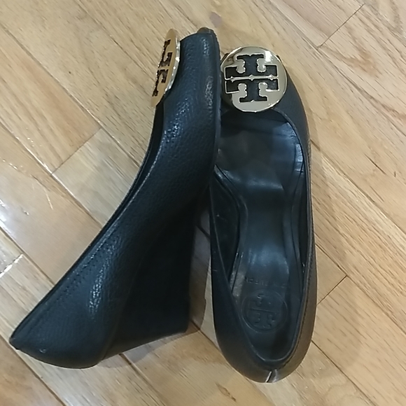 Tory Burch Shoes - ♥️Tory Burch peektoe wedges
